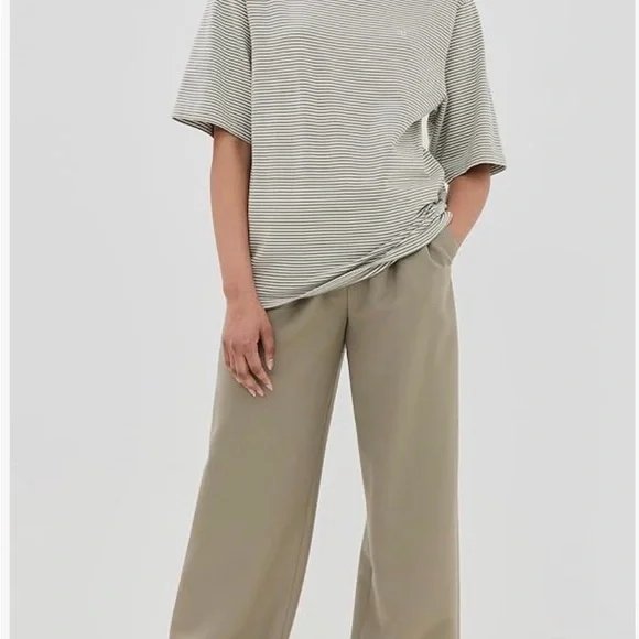 ANINE BING Women's Bo Tee Olive and Ivory Stripe - Picture 4 of 8